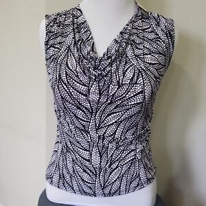 Black and White Patterned Women's Top